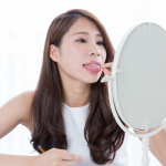 裏側矯正で舌が痛い原因は？対処法や痛みが続く期間について解説