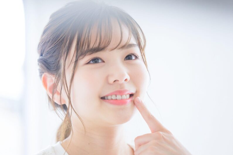 開咬(オープンバイト)を自分で治す方法はある?原因や治療方法についても解説
