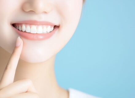 前歯のみを矯正することはできる?適したケースと具体的な治療方法を解説