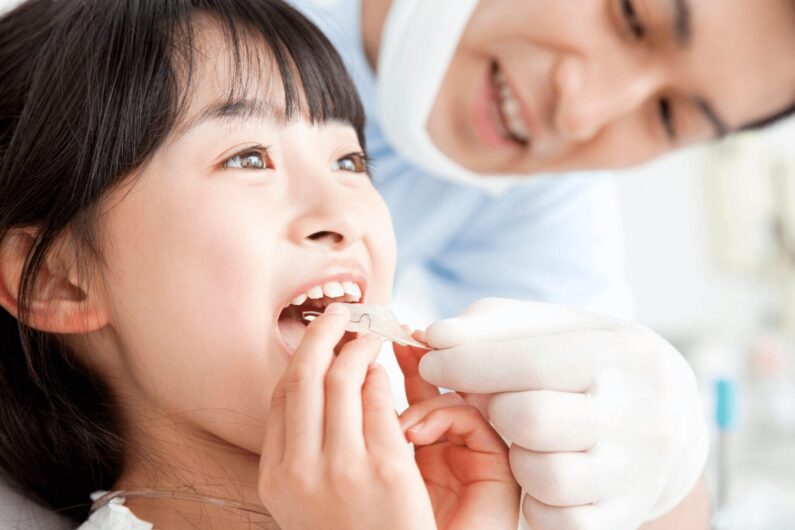 出っ歯に裏側矯正が適している理由