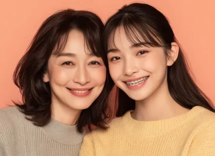 子供の矯正がきっかけで親も？親子矯正のメリットと注意点